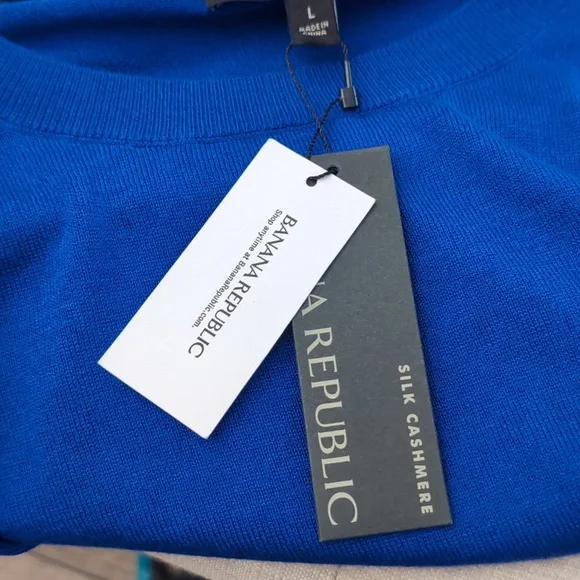 Banana Republic Royal Blue Silk Cashmere Sweater Large NWT - Picture 4 of 8